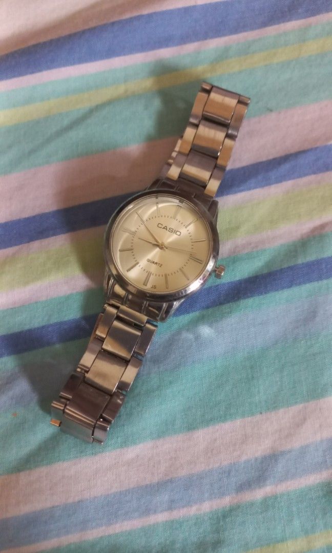 Casio Silver Watch, Women's Fashion, Watches & Accessories, Watches on ...