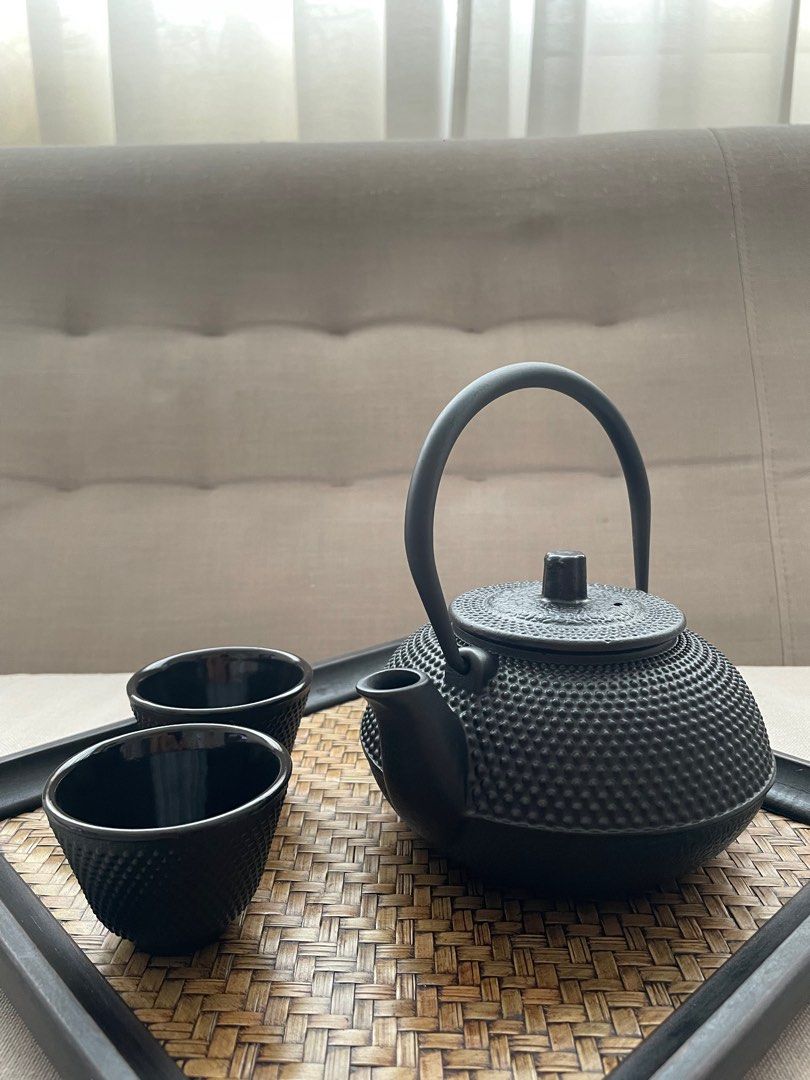 Cast Iron Teapot set, Furniture & Home Living, Kitchenware & Tableware