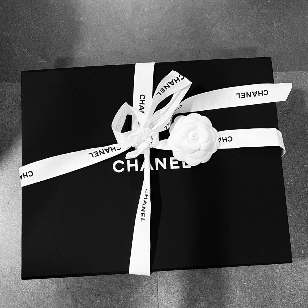 Authentic Chanel box only with ribbon, Luxury, Accessories on Carousell