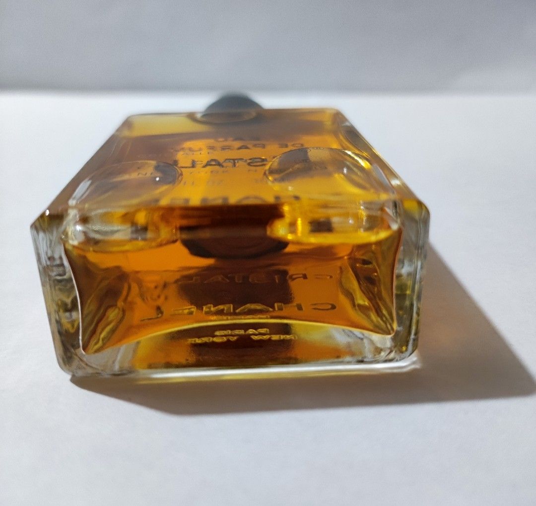 Cristalle perfume store