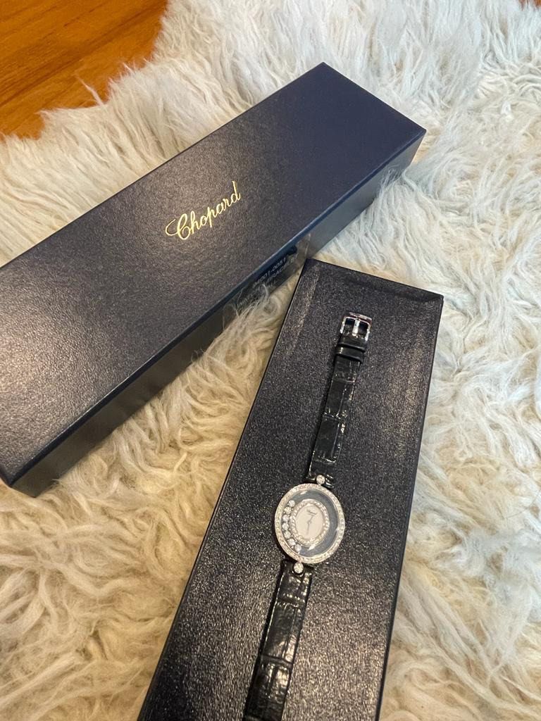 Chopard (Category: Watches) located in Singapore. Submitted by luckycharm2 (Listing ID 1244312299, Image 3). Description: Gorgeous Happy Diamonds White Gold Chopard up for sale! Condition: 9/10 Beautiful 🤩 Asking for only $7000. Self collection .