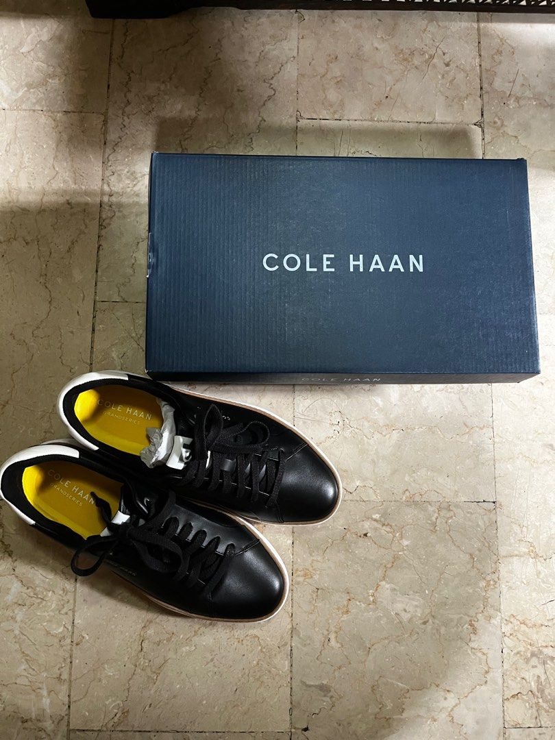 Cole Hann Sneakers (Category: Sneakers) located in Pasig City. Submitted by chloescloset2000 (Listing ID 1244297488, Image 1). Description: Brand New Cole Hann Sneakers Size: 7.5.