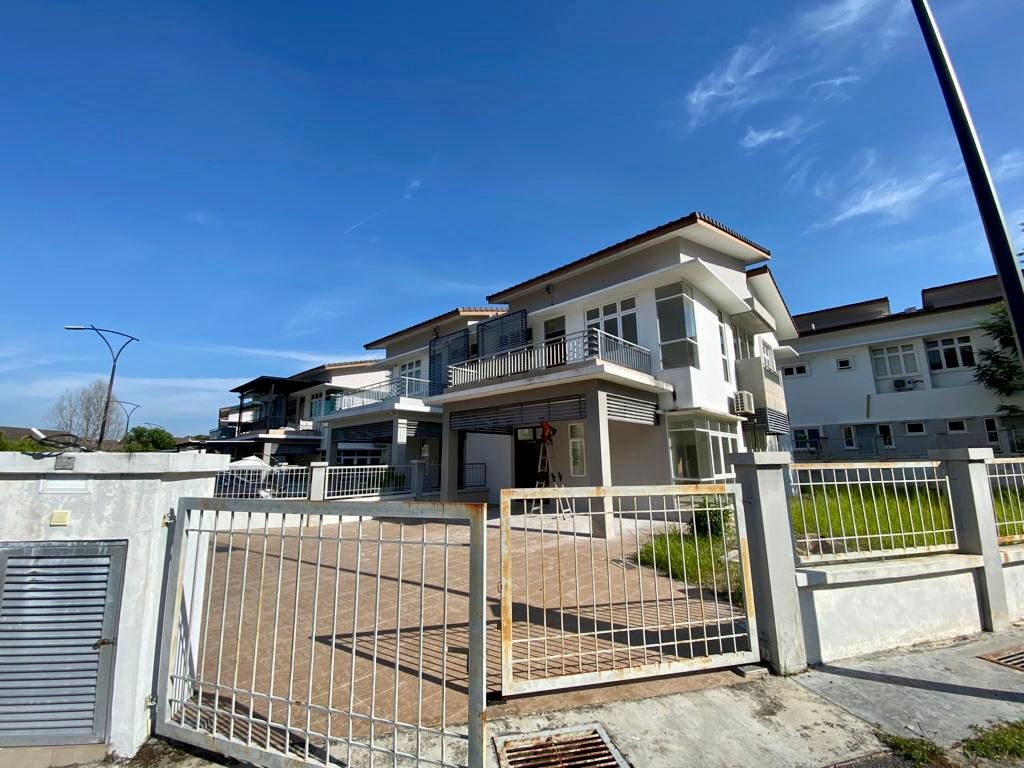 [CORNER LOT] 2 Storey SemiD Tiara Ville Golf Resort & Country Club