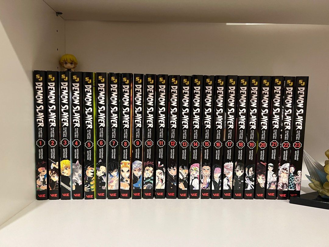 Demon Slayer Kimetsu No Yaiba Manga Volume 1-23 English Version FREE  SHIPPING
