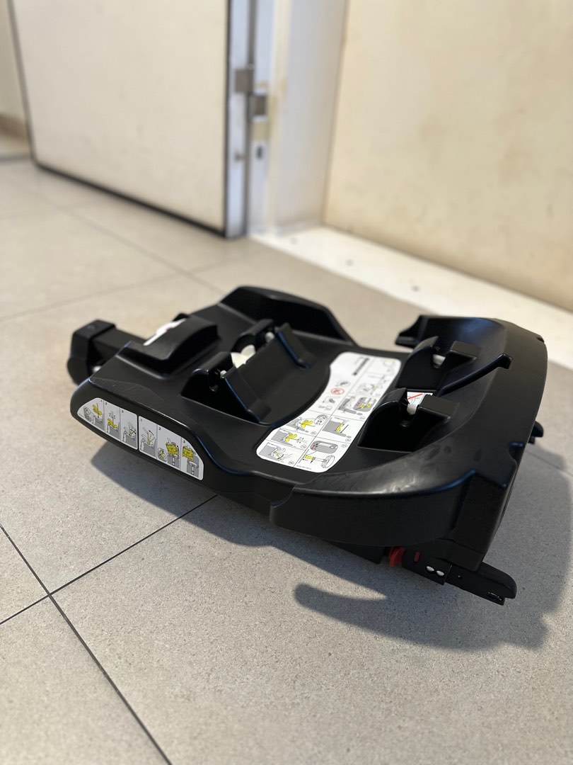 Doona isofix best sale base second hand