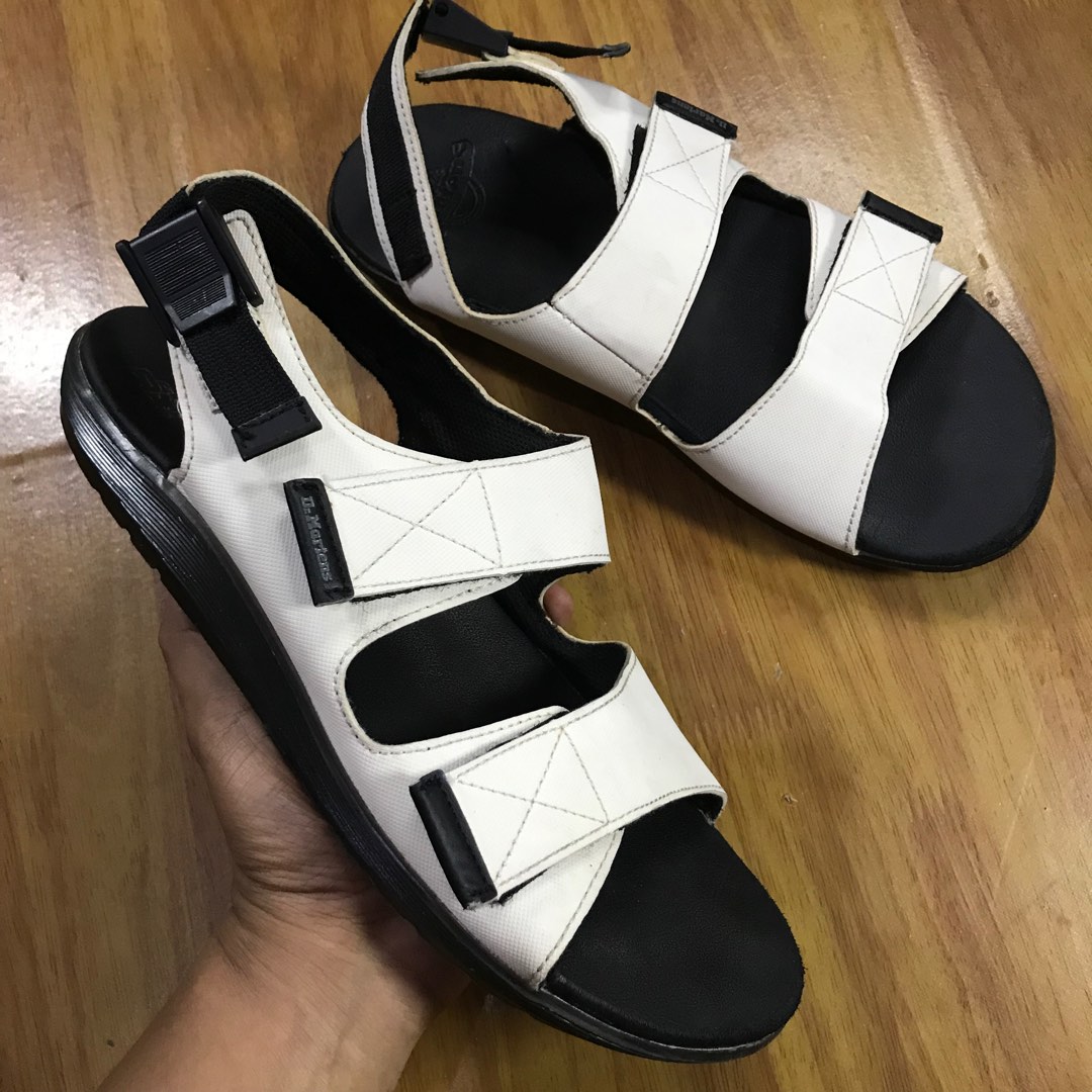 Dr martens crewe best sale sandals
