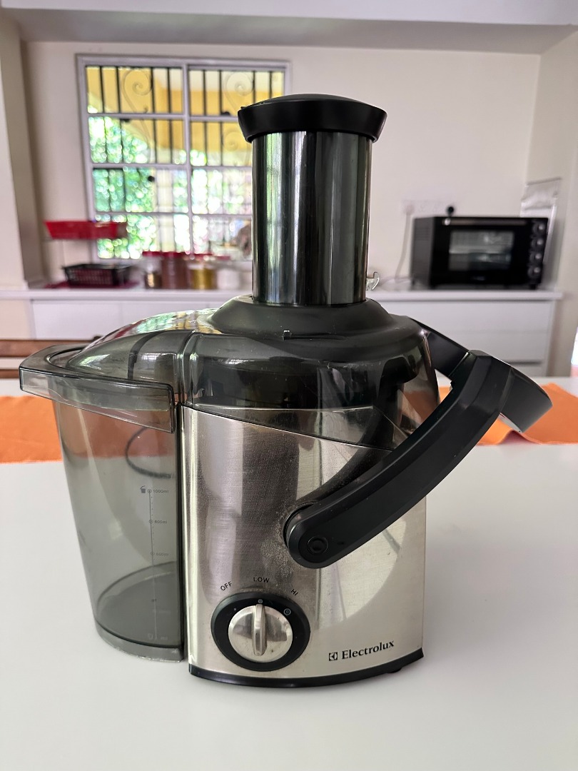 Electrolux juice store extractor