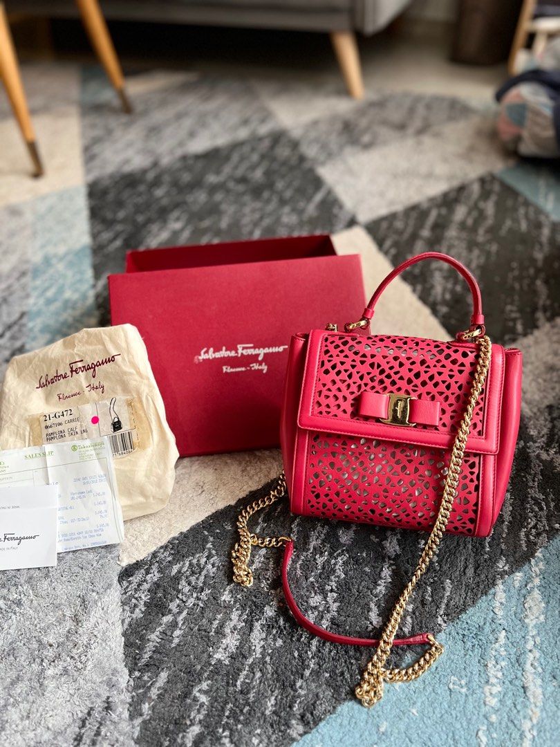 Salvatore discount ferragamo carrie