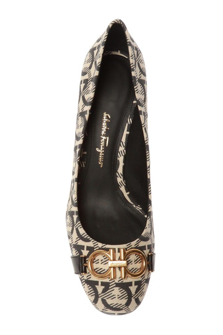 Ferragamo garda store