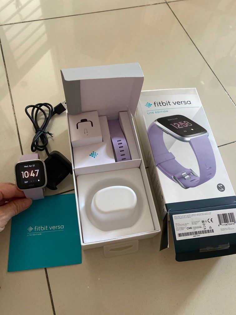 Fitbit versa best sale lite harga
