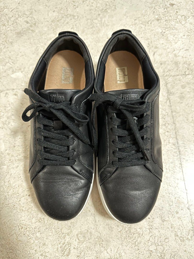 fitflop black sneakers