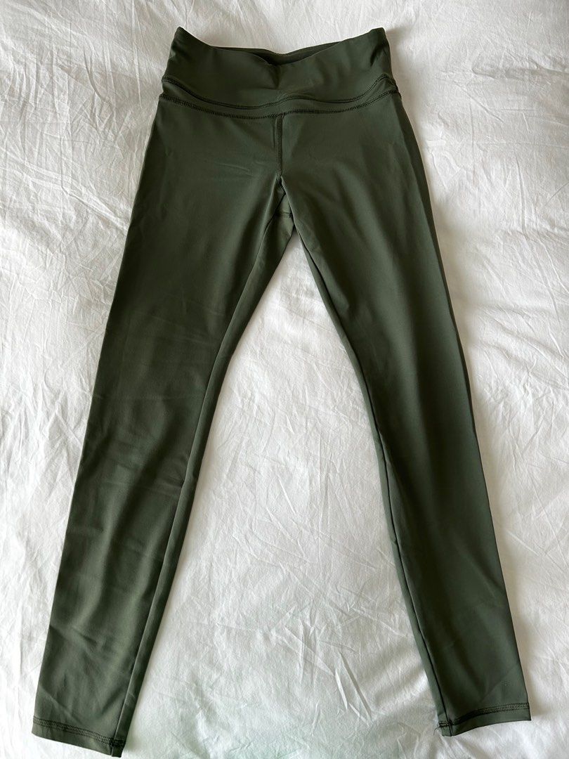 Olive green leggings top forever 21