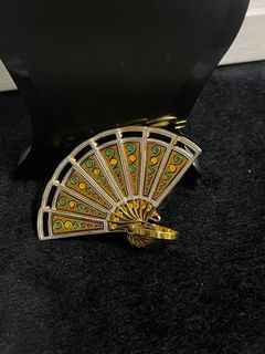 Gold Tone Damascene Hand Fan Pin Brooch Vintage