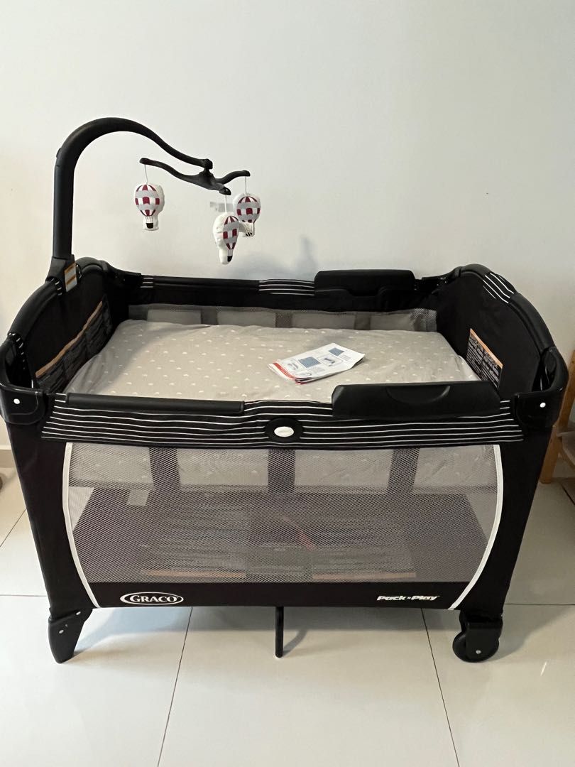 Graco Playpen Pack ‘N Play, Babies & Kids, Baby Nursery & Kids ...