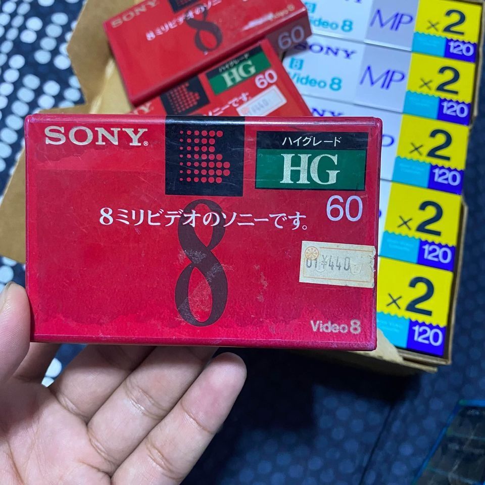 HI8 camcorder / handycam tapes 120min and 60min on Carousell