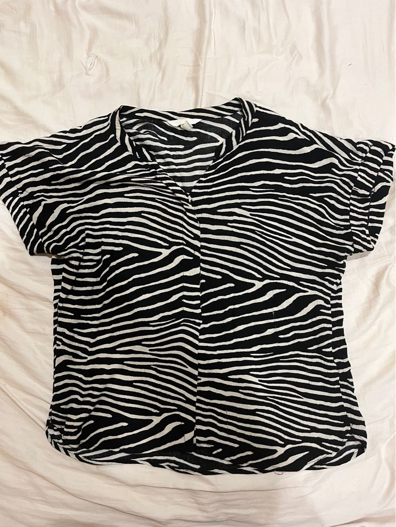 H&m zebra blouse hot sale