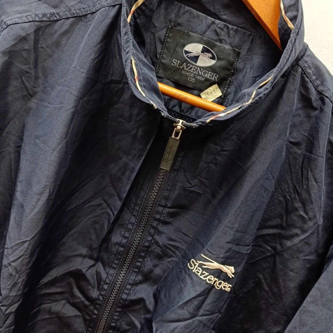 Jaket SLAZENGER, Fesyen Pria, Pakaian Atasan di Carousell