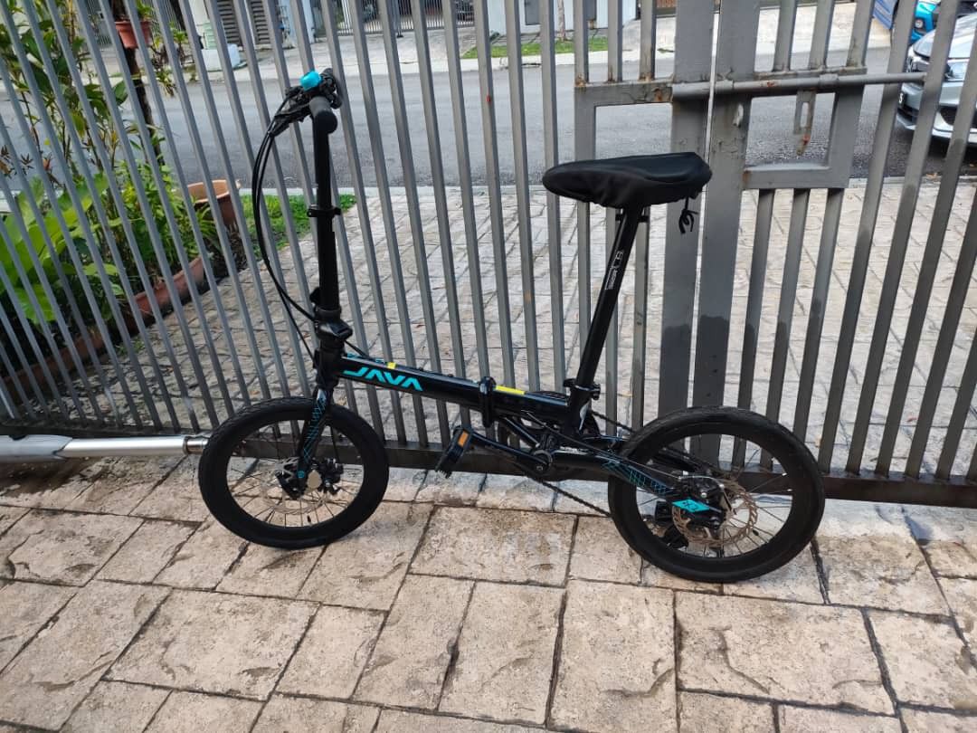 Java X2 Foldable Bike (Category: Bicycles) located in Kuala Lumpur. Submitted by soldier11 (Listing ID 1244441845, Image 3). Description: Java X2 , 16 ins wheels. Condition 8.5/10 Used less than 10times during MCO. PM IF INTERESTED!.
