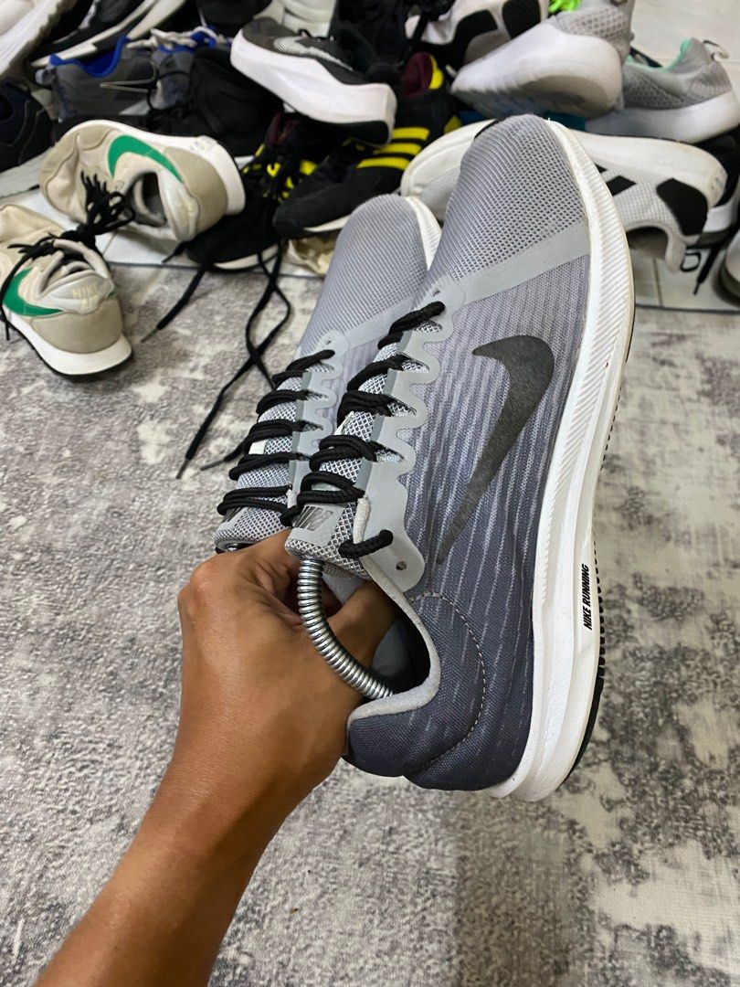 Kasut jogging nike store