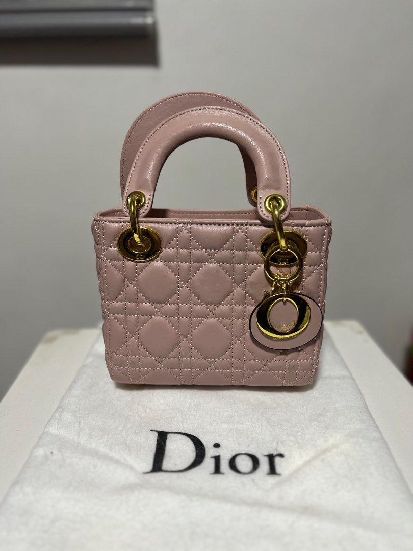 Lady Dior Small (Category: Luxury Bags & Wallets) located in Las Pinas. Submitted by loft1890 (Listing ID 1244417271, Image 1). Description: Auth not guaranteed Never used this upon buying Slightly nego.