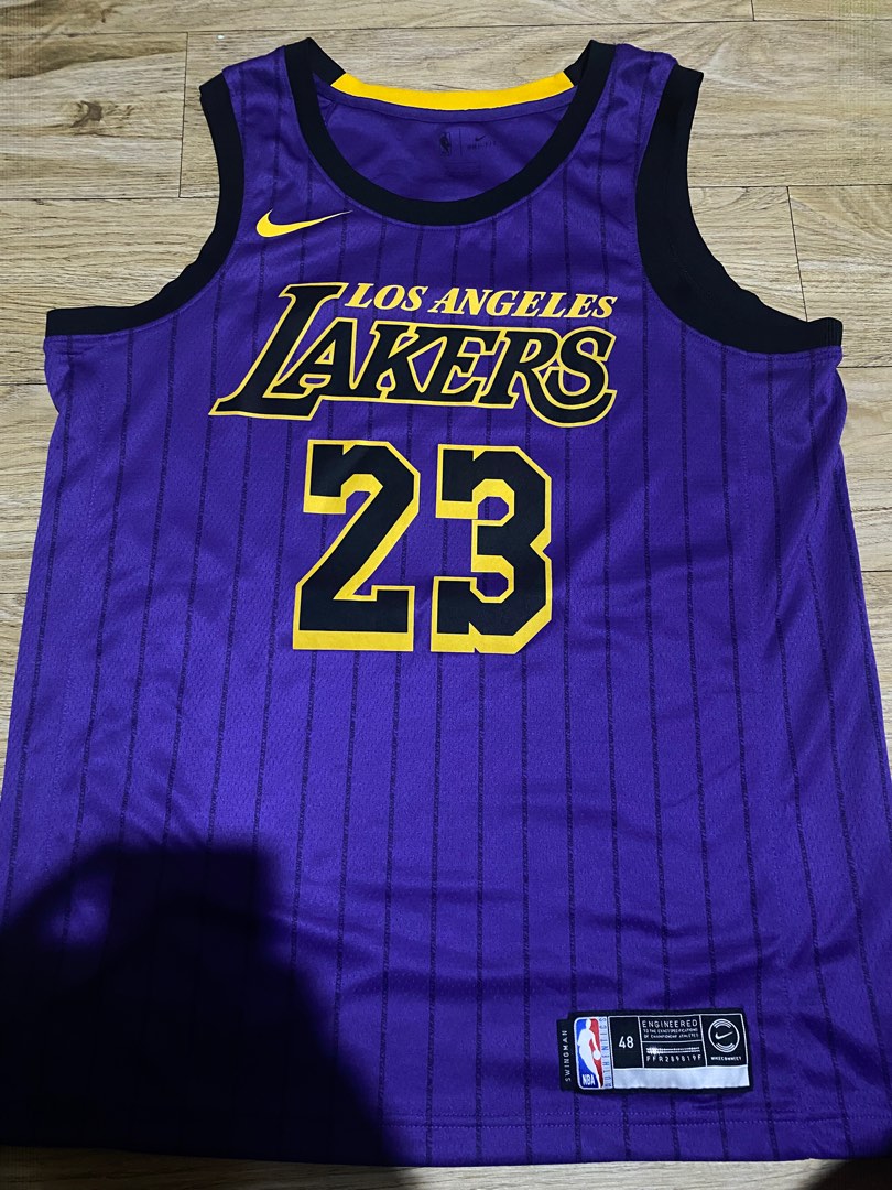 Lakers practice jersey, Men's Fashion, Activewear on Carousell