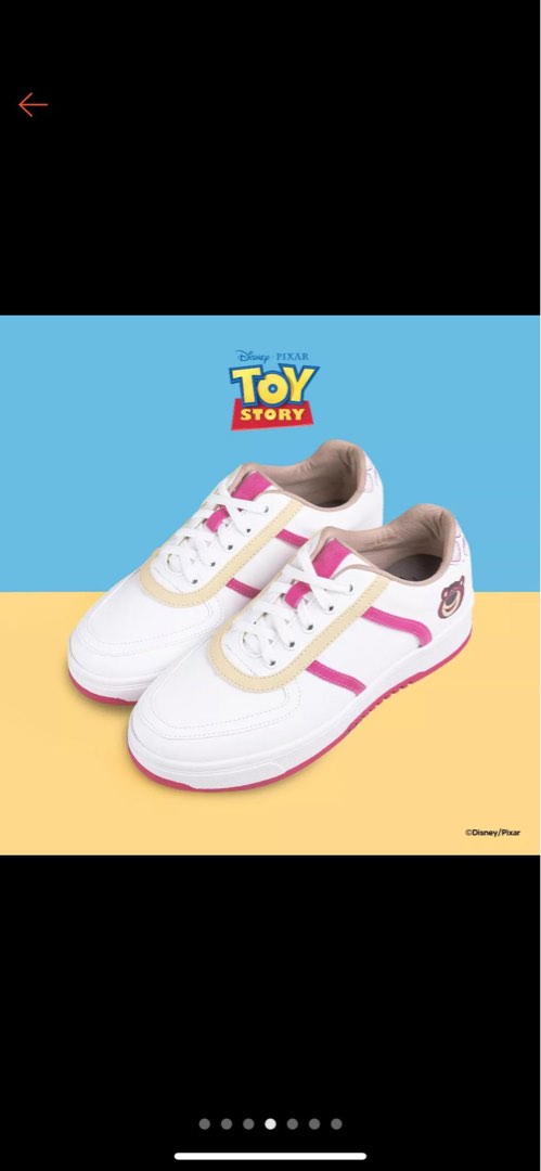 Girls toy shop story shoes