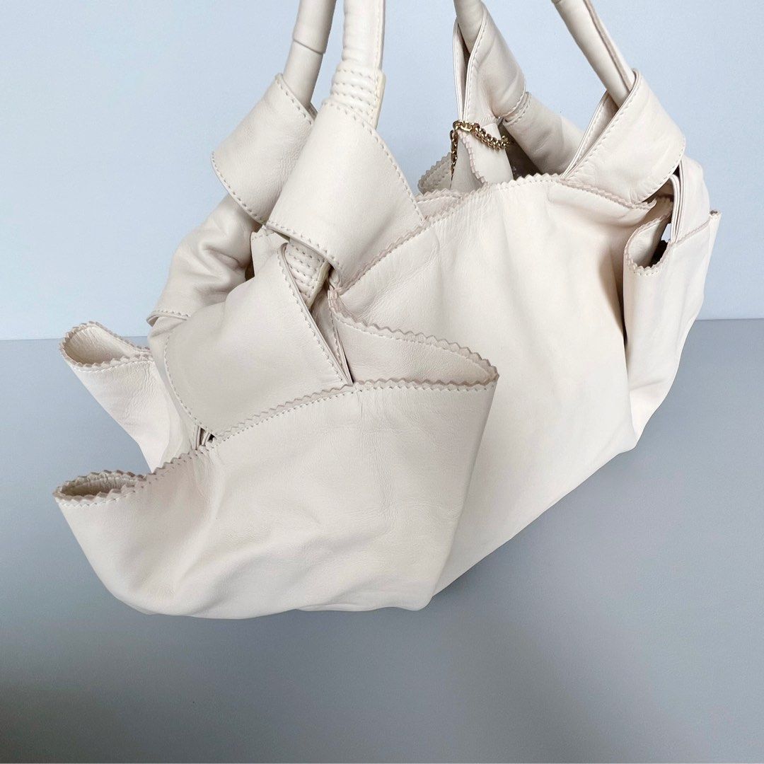 Loewe Napa Aire bag sheep leather handbag 未使用品中古, 女裝, 手袋