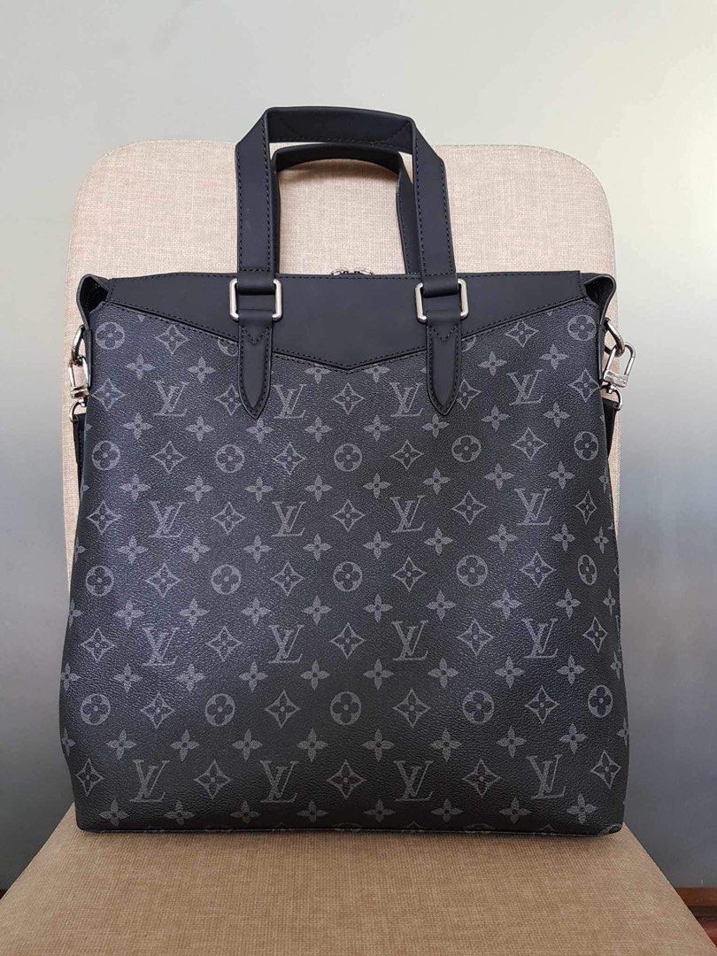 Louis Vuitton Thoth Explorer Monogram Eclipse M40567 Shoulder Bag