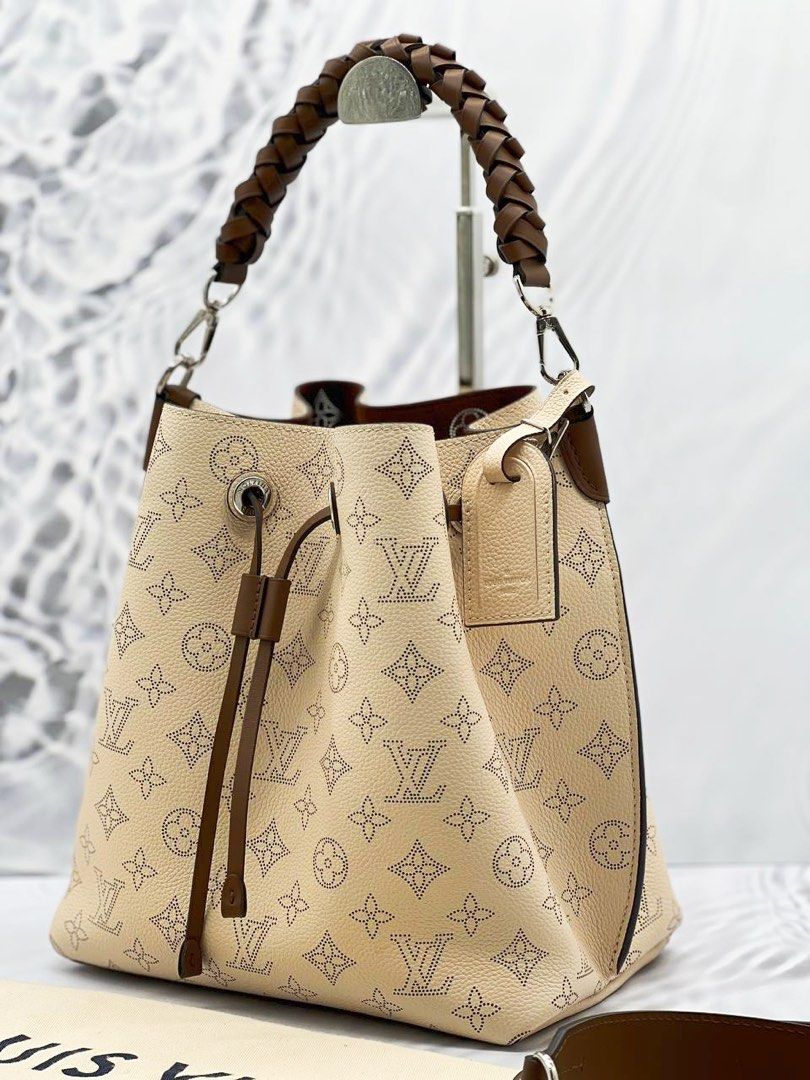 LOUIS VUITTON Muria Mahina Perforated Leather Shoulder Bag Cream