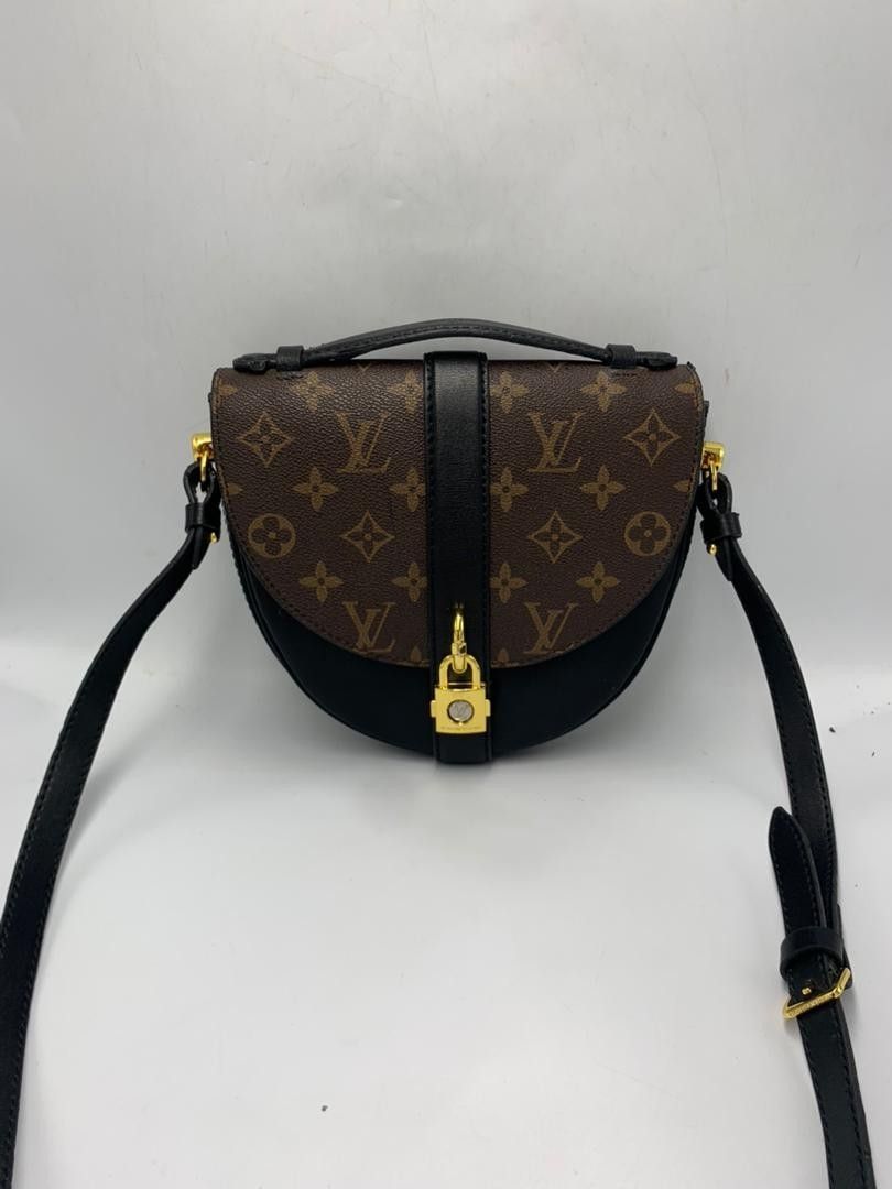 LOUIS VUITTON ORIGINAL USED BAGS, Women's Fashion, Bags & Wallets,  Cross-body Bags on Carousell