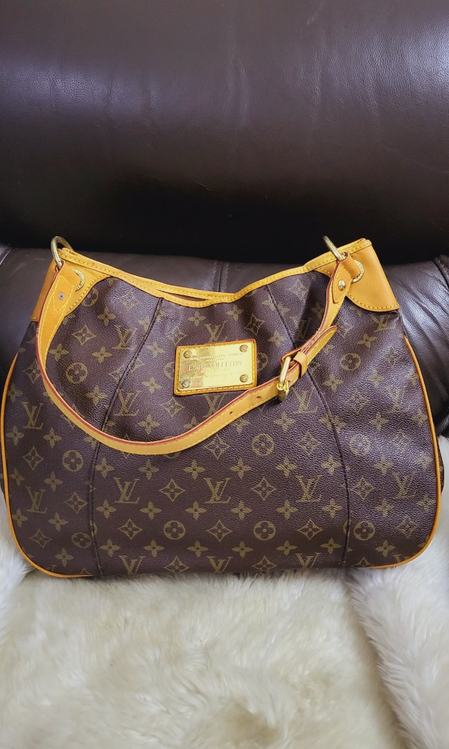 Louis Vuitton sajat MM, Luxury, Bags & Wallets on Carousell