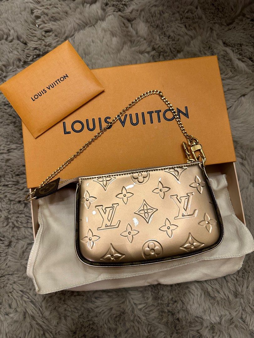 LV Mini Pochette LIKE NEW WITH RECEIPT, Luxury, Bags & Wallets on Carousell
