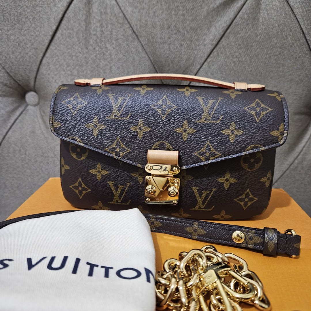 Louis Vuitton Pochette Metis East West 2022 complete set on Carousell