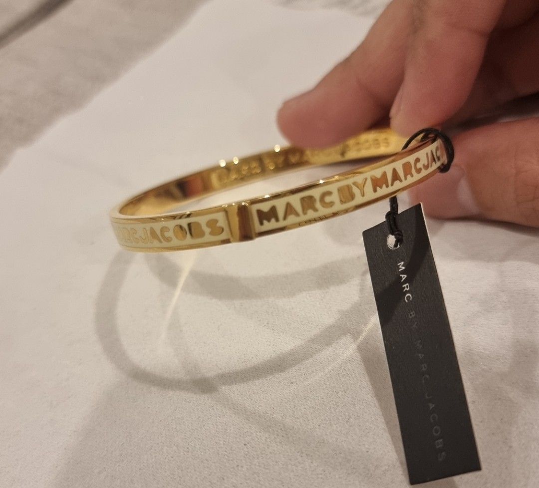Marc by marc 2025 jacobs bangle