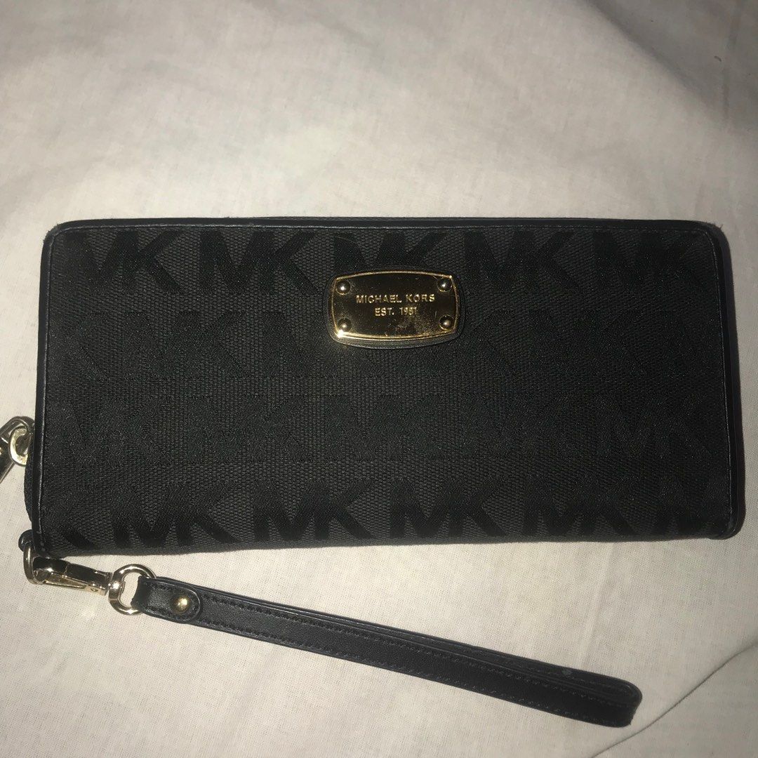 Michael kors wallet est 1981 new arrivals