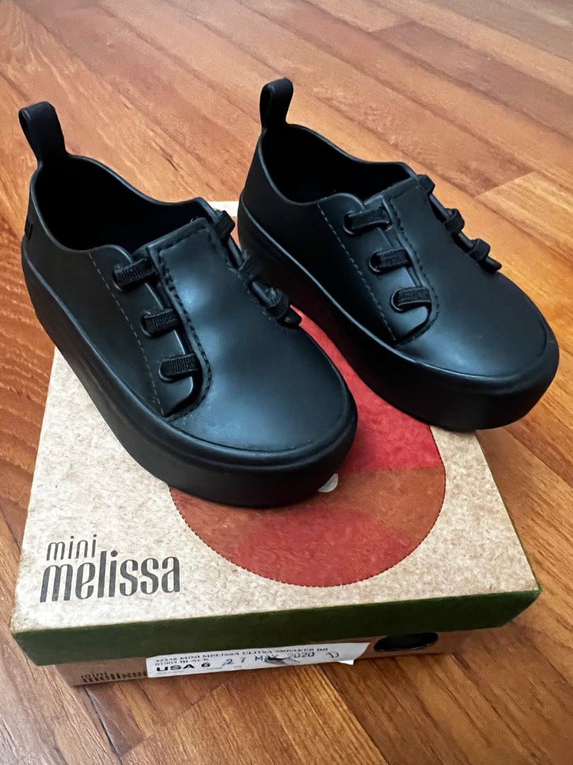 Mini best sale melissa sneaker
