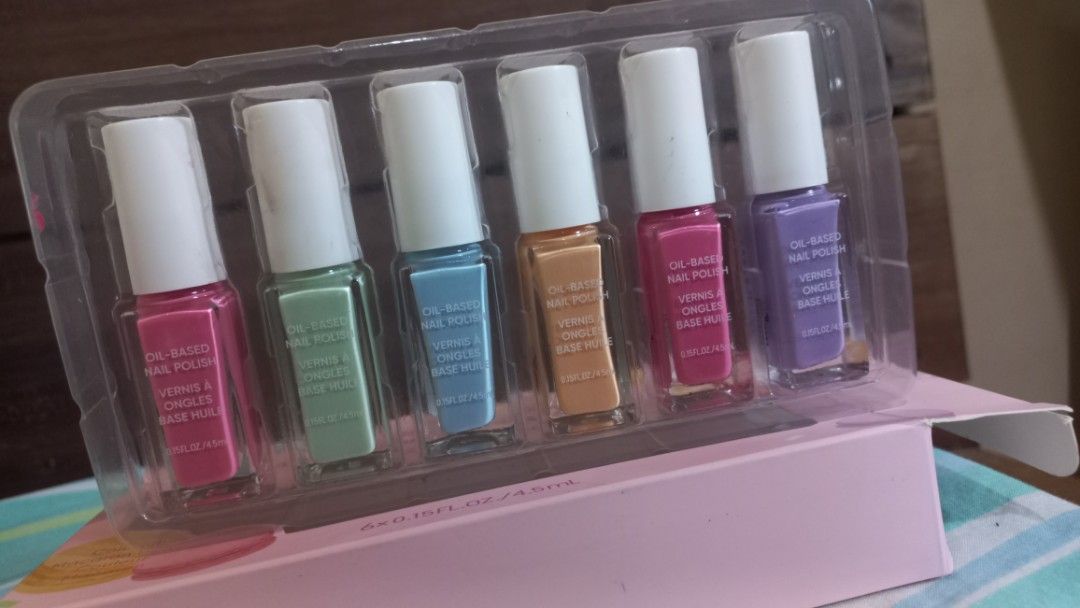 MINISO Nailpaint set in Pastel on Carousell