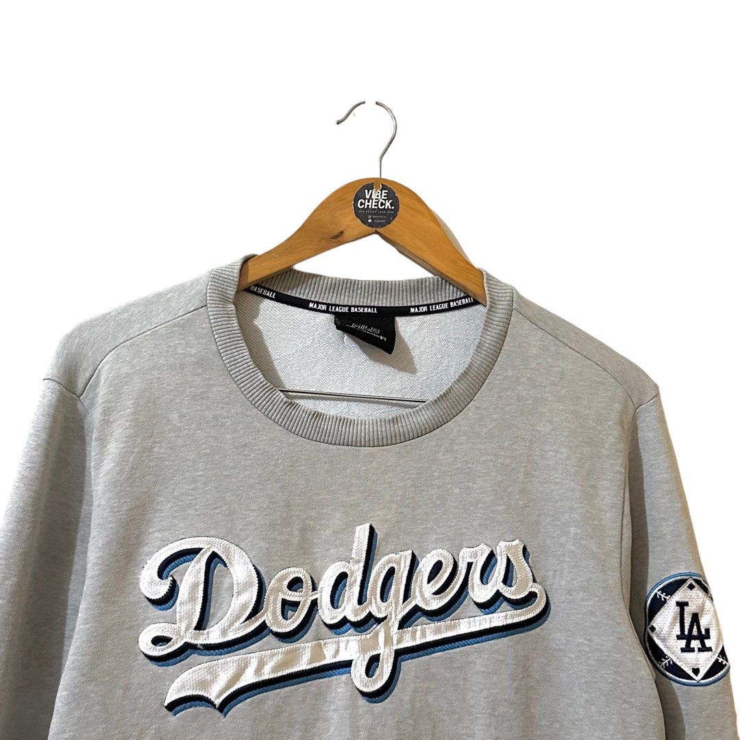 MLB LA Dodgers Gray Sweater, Men's Fashion, Tops & Sets, Hoodies on  Carousell