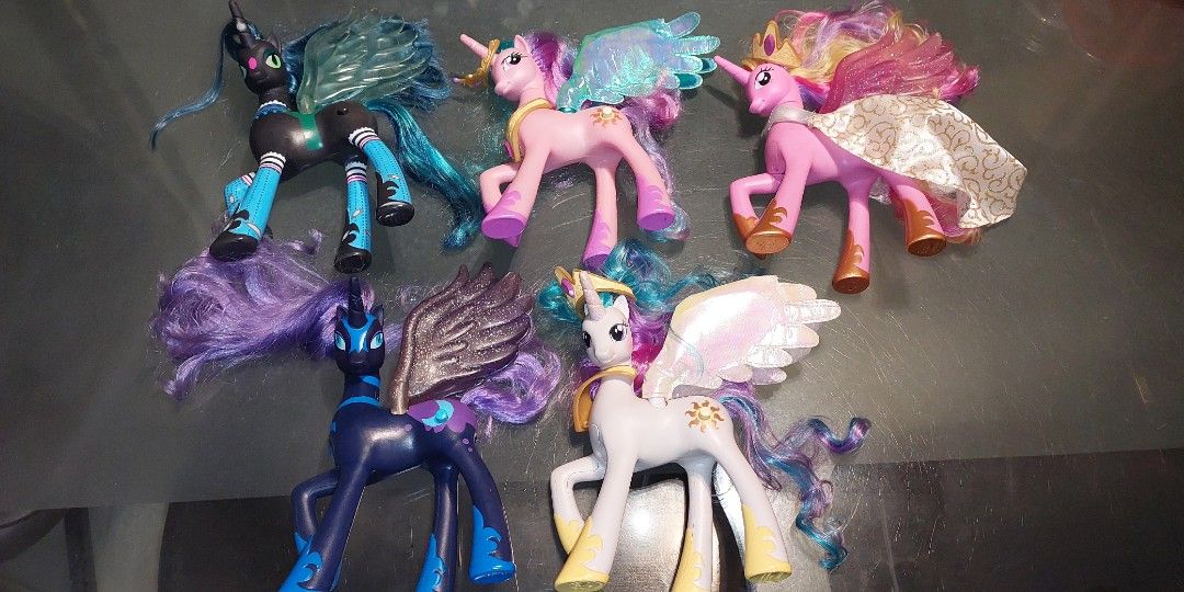 Talking pony toy new arrivals