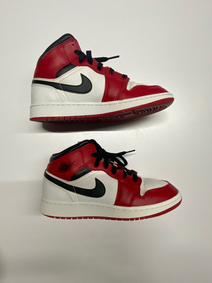 Air jordan 1 chicago red best sale