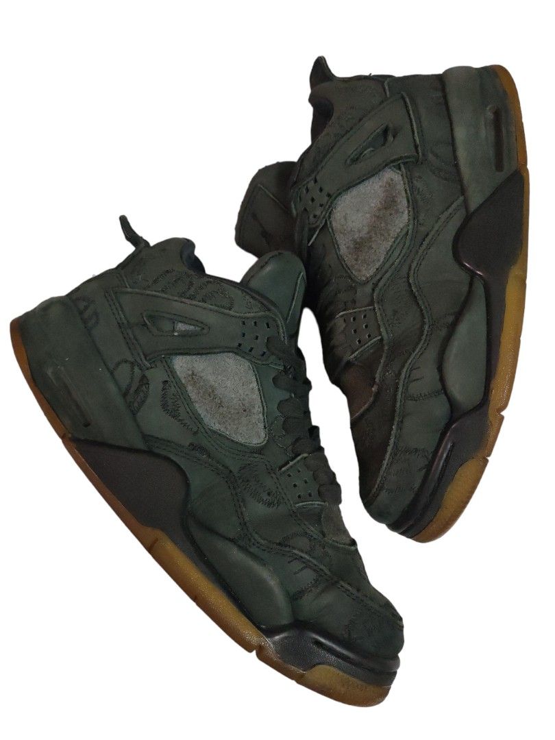 nike air jordan x kaws