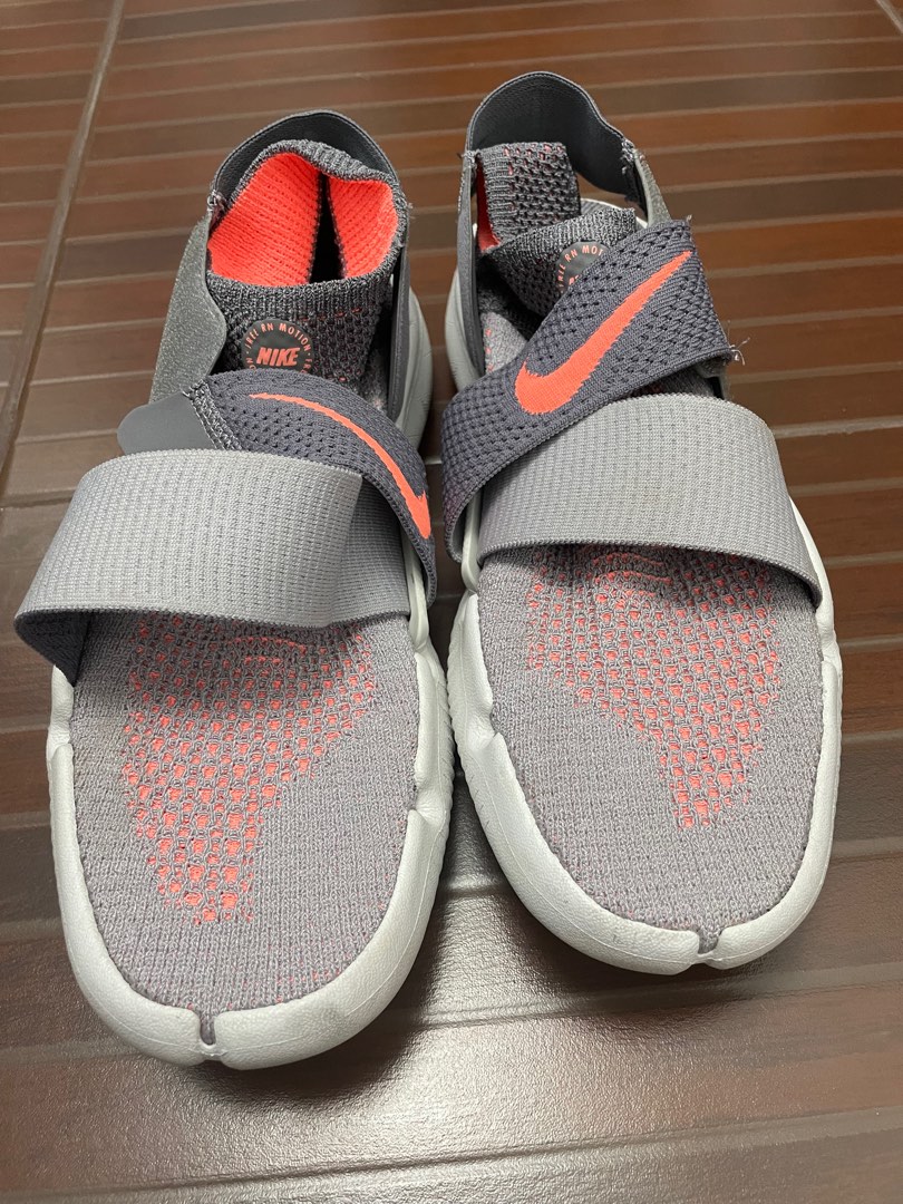 Nike free rn velcro top