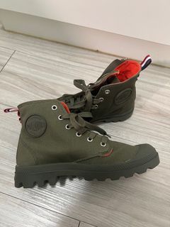 全新 Palladium 軍綠側拉鍊高筒帆布鞋