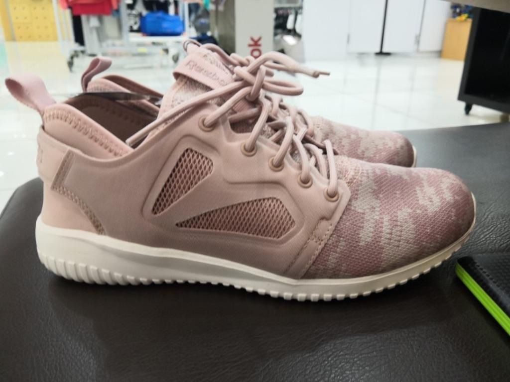 Readystock authentic Reebok skycrush evolution wov women walking