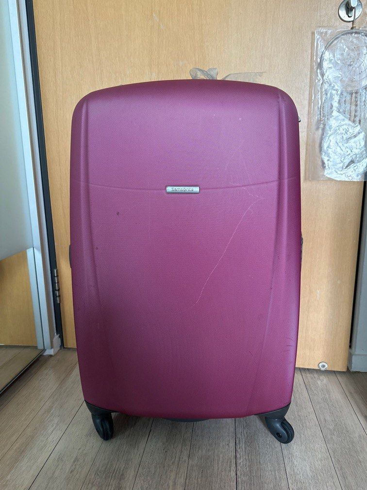 Samsonite luggage 25 inch, Hobbies & Toys, Travel, Luggage on Carousell