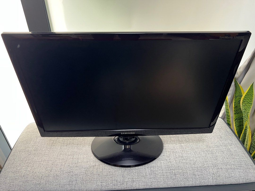 Samsung Monitor S24B350, Computers & Tech, Parts & Accessories, Monitor ...