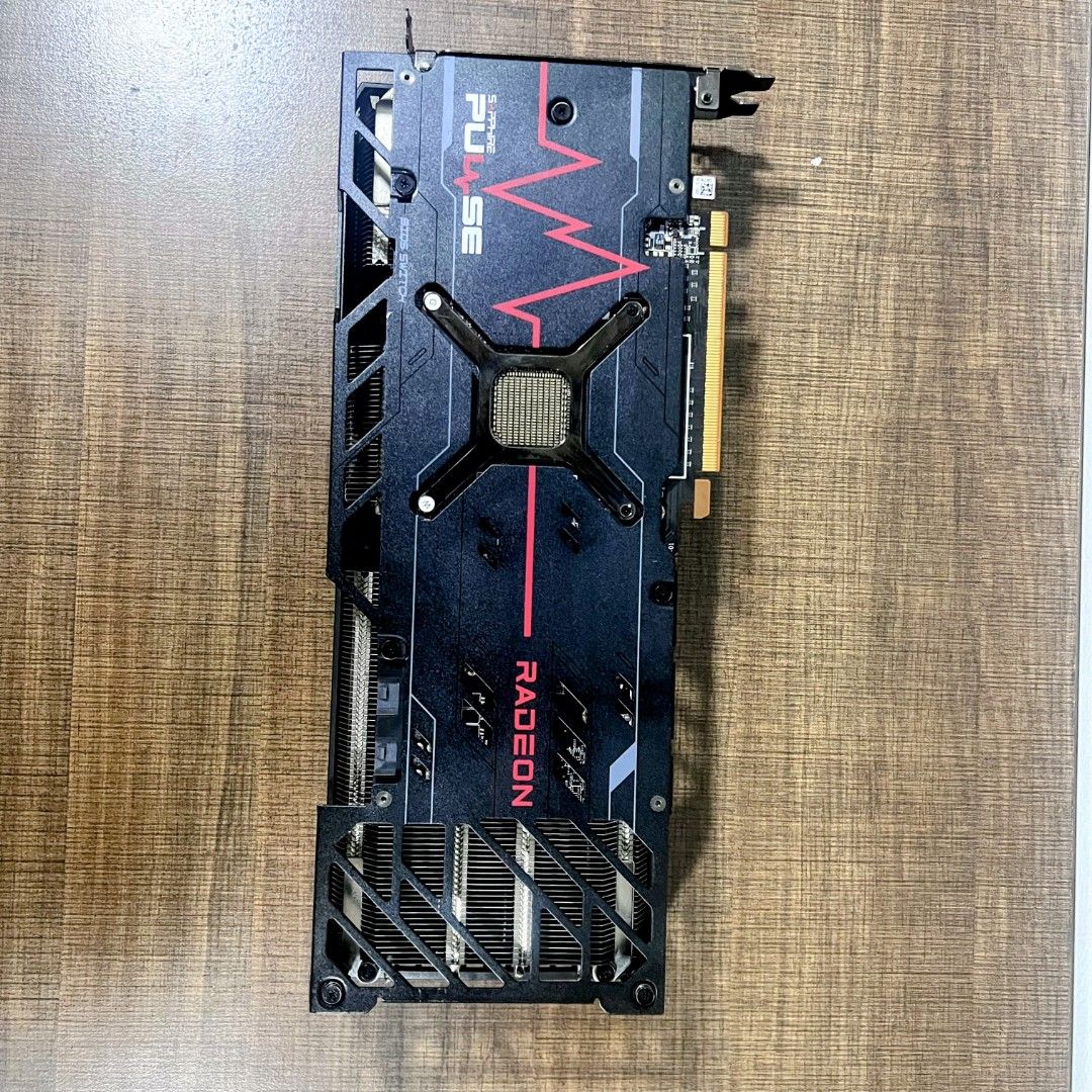 SAPPHIRE PULSE RX 6800 Warranty 3 Months + Simple Box, Computers