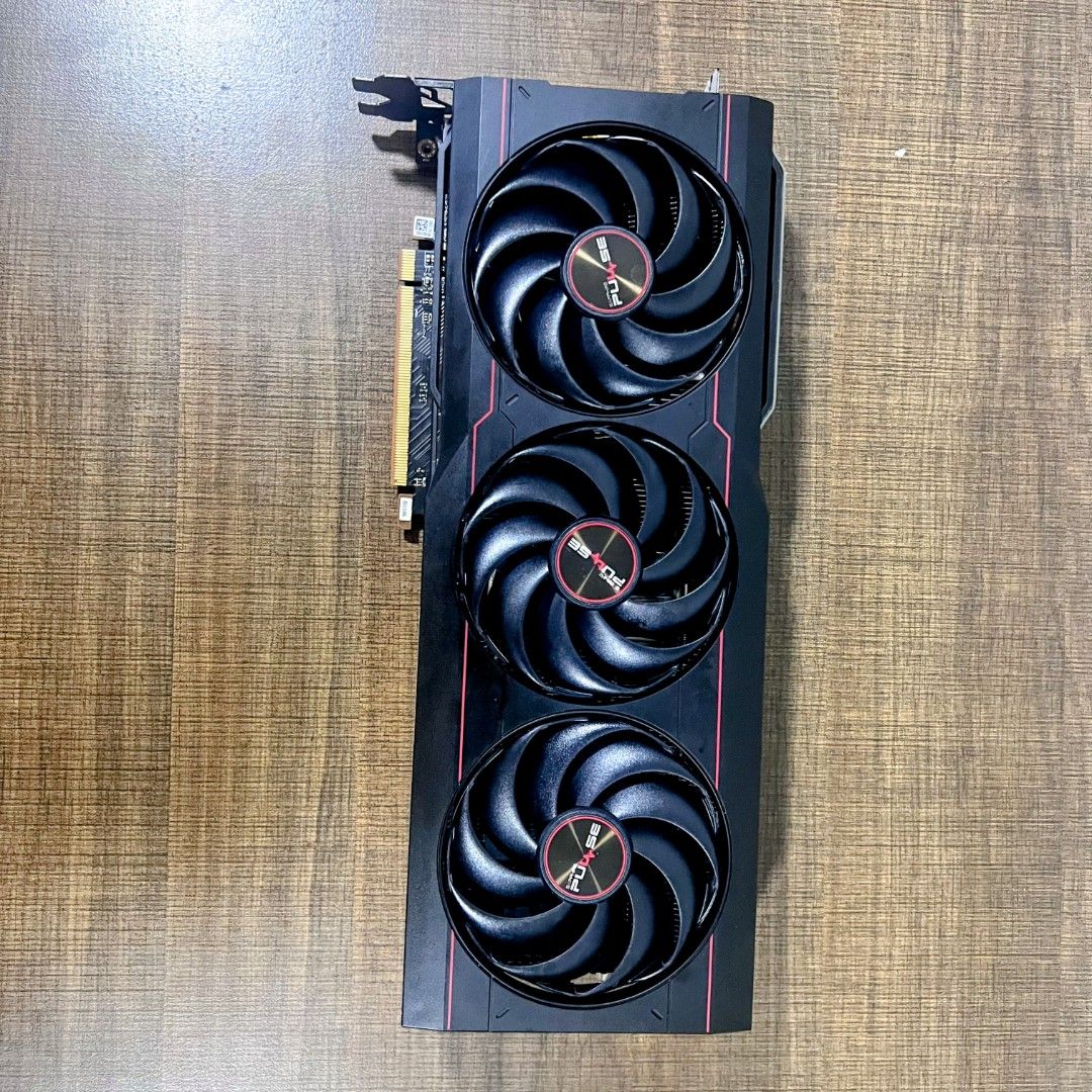 SAPPHIRE PULSE RX 6800 Warranty 3 Months + Simple Box, Computers