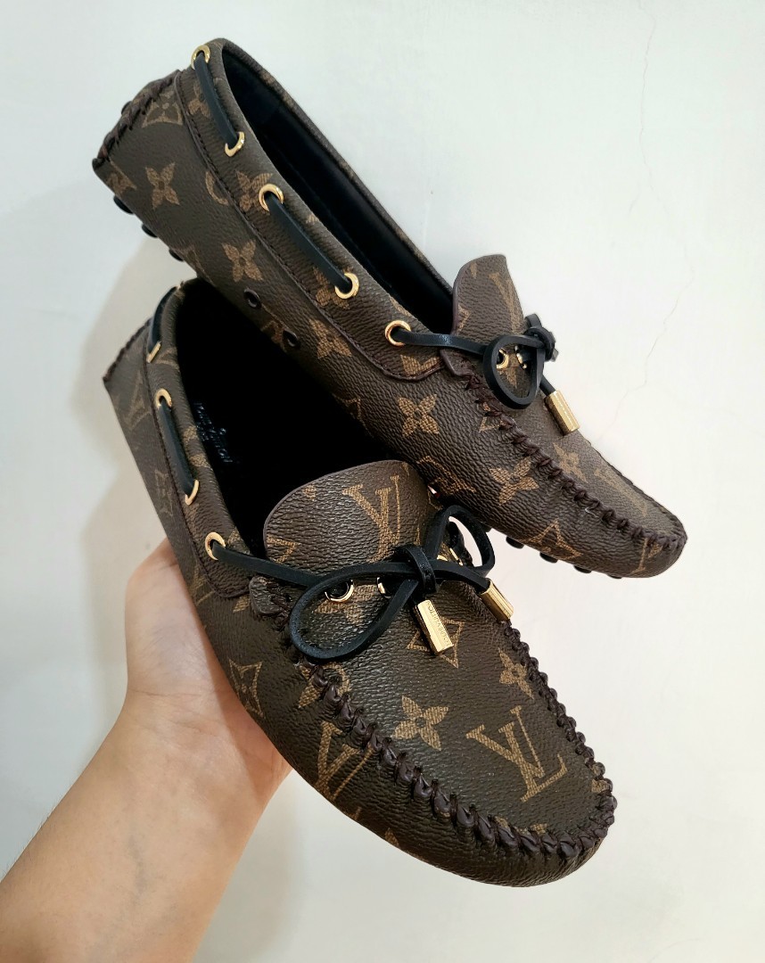 Louis Vuitton Keluarkan Koleksi Sepatu Slip On Terbaru 103.8 FM