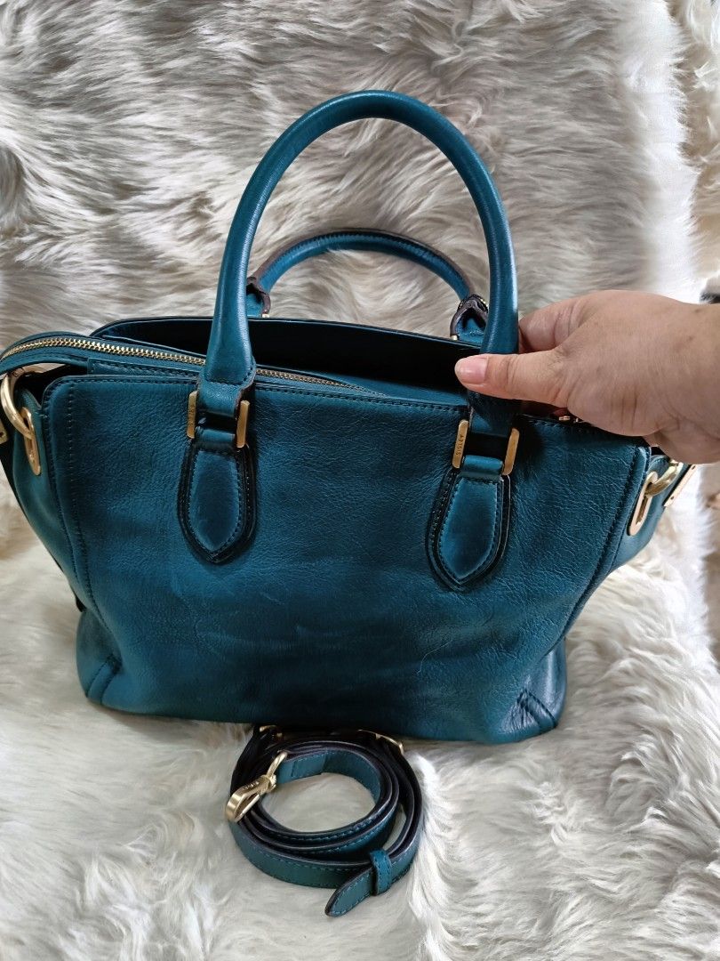 Sisley two hotsell way bag